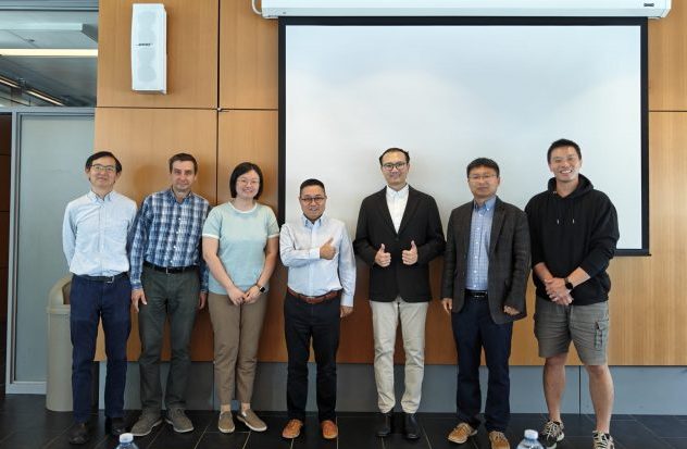 He Peng successfully defended his PhD thesis